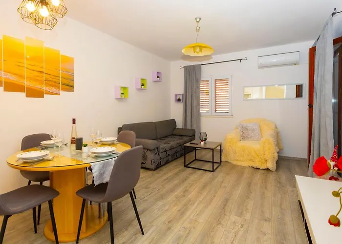 Angie Apartment Makarska